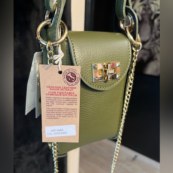💚💚NWT-ANNA POALA Olive Green GENUINE Leather Stud Phone Holder Crossbody Bag 💚💚 - Picture 5 of 13